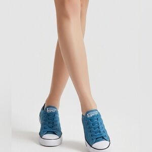 Converse All Star Chuck Taylor Quilt Low Fashion Sneakers Blue Womens Size 8